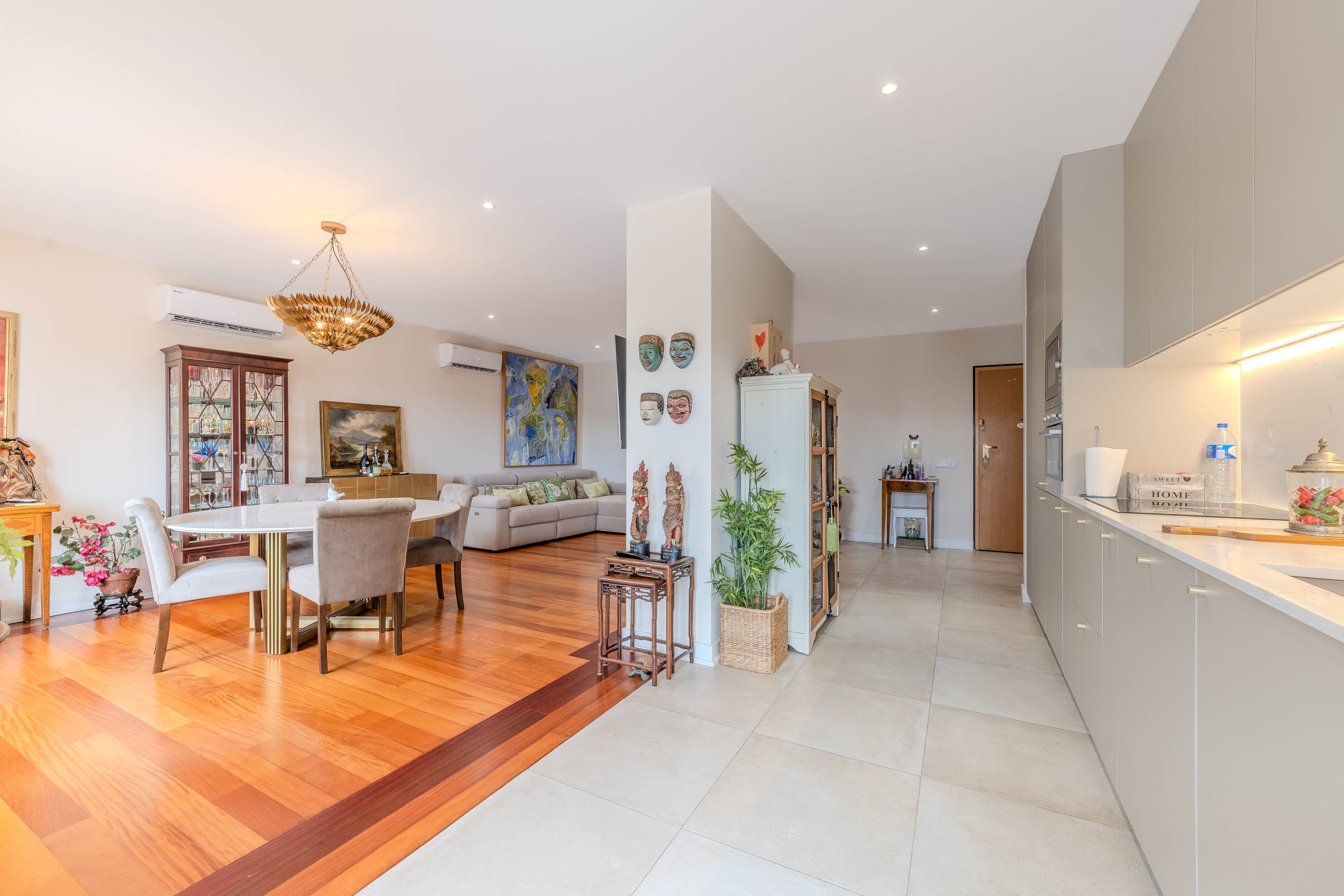 2-Bedroom Apartment in Cascais